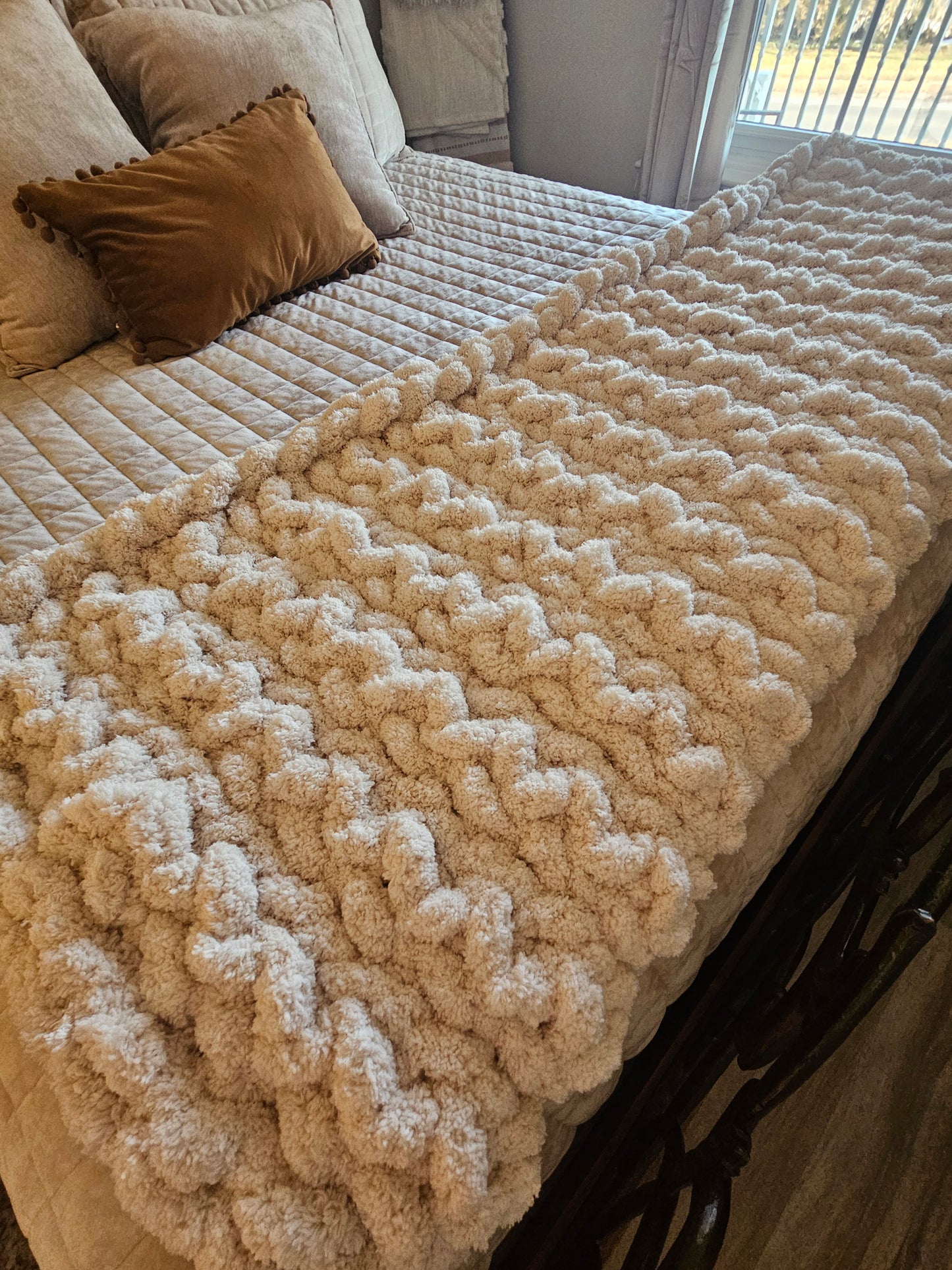 Handcrafted Cozy Comfort Broken Herringbone Beige Throw